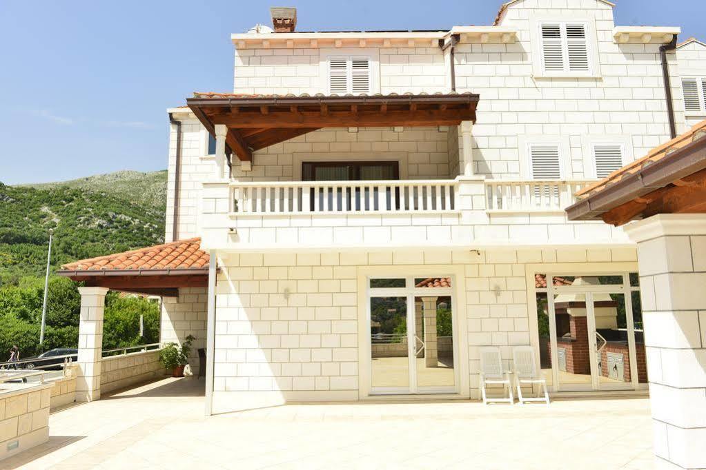 Apartments Mondo Mokosica Exterior photo
